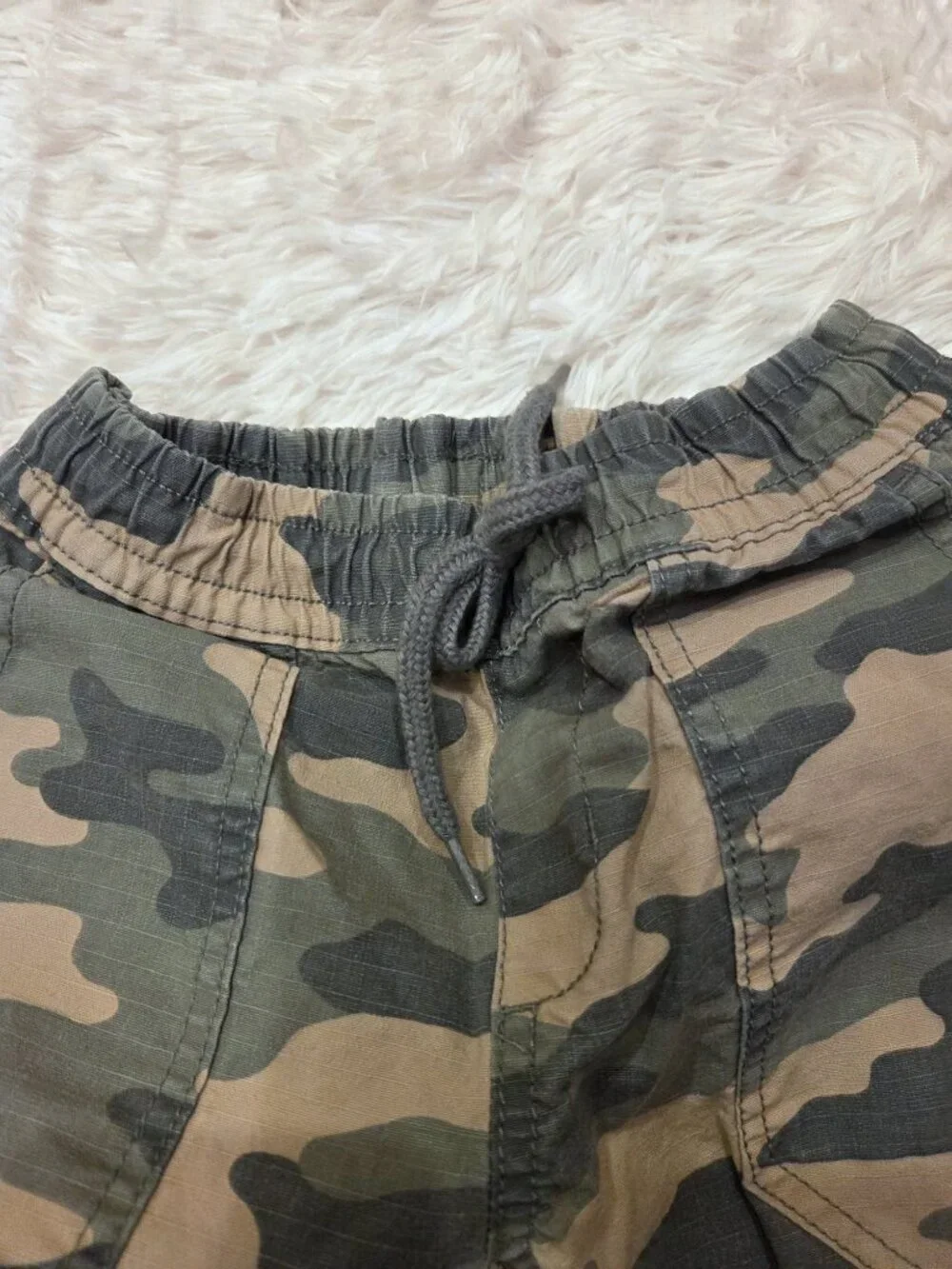 Art Class Camo Jogger Pants, Elastic Waist, Cargo‎ Pockets,  Size 6